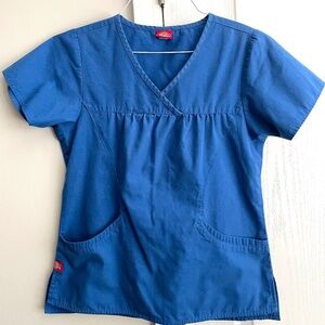 Dickies Women's Scrub Top Blue Size XS